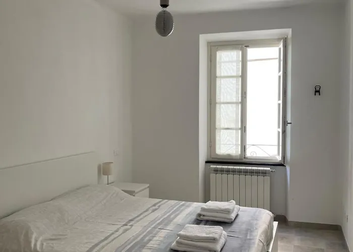 Casa Di Eddie A Finalborgo Apartamento *